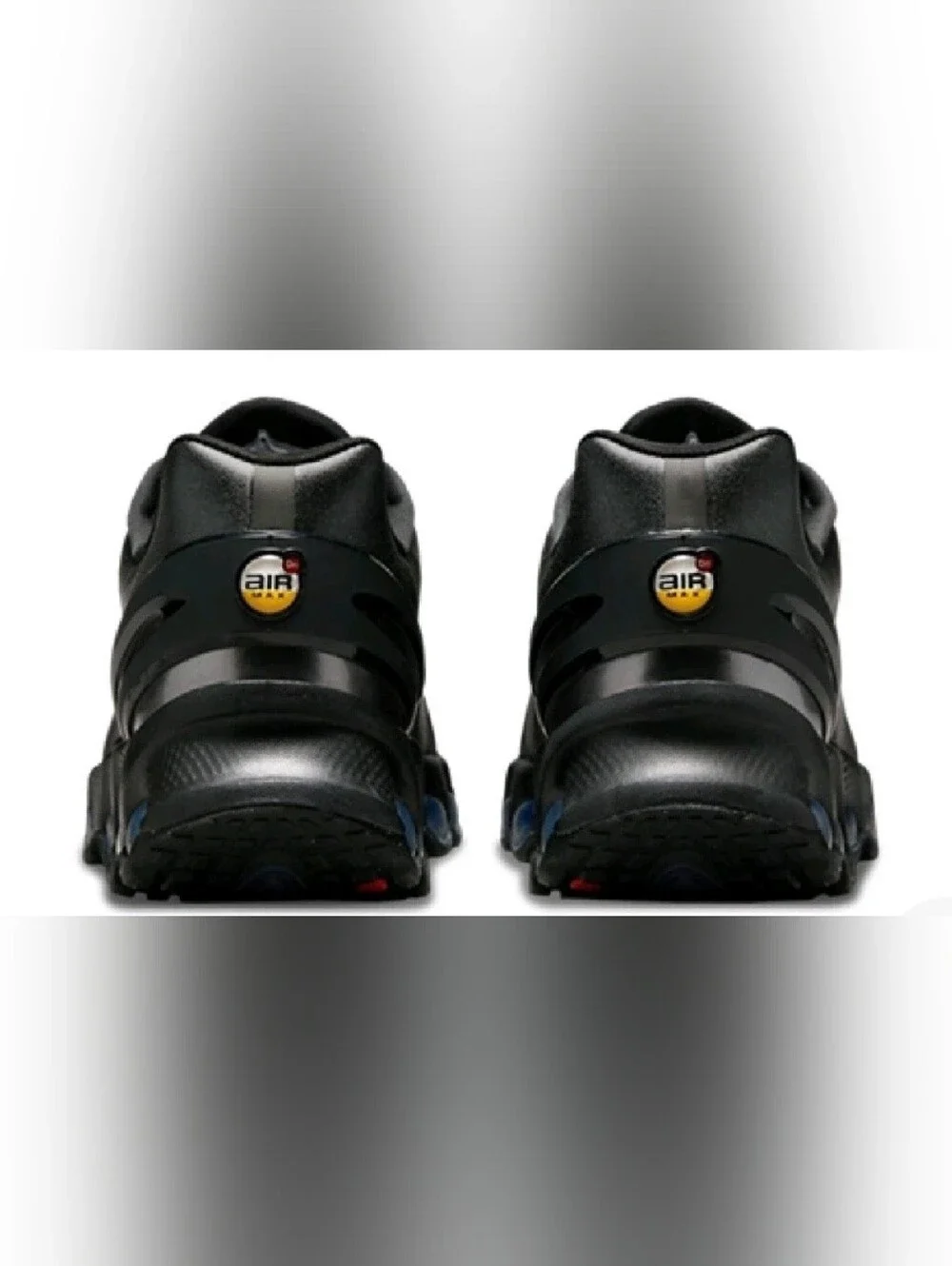 Sz 9.5 - 🆕️ Men's Nike Air Max Dn8 Black Low-Top Running Shoes $210